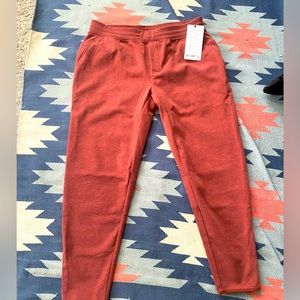 LULU SWEATS